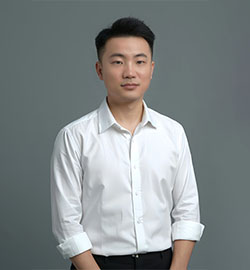 黄逸偲